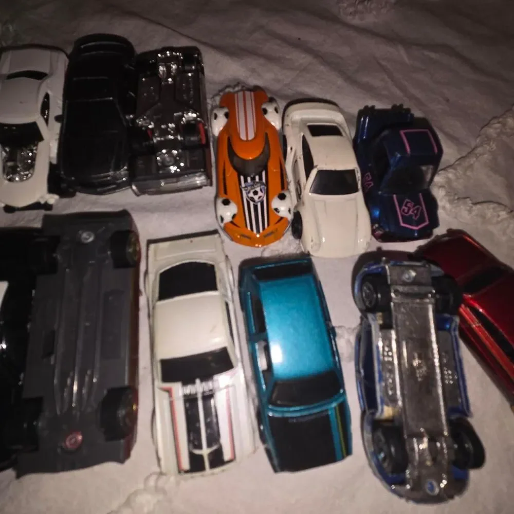 Hot Wheels cool lot